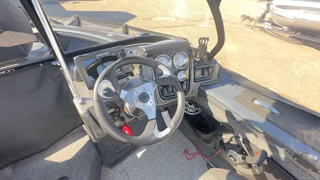 2020 TRACKER Targa V-18 Combo Fish & Ski -used fishing boat in Powerboats & Motorboats in Prince Albert - Image 26