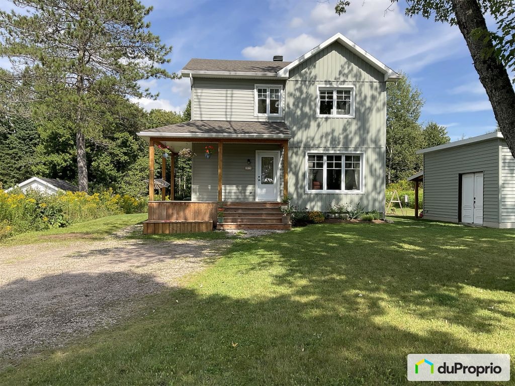 $618,000 - 2 Storey for sale in St-Raymond — photo 1
