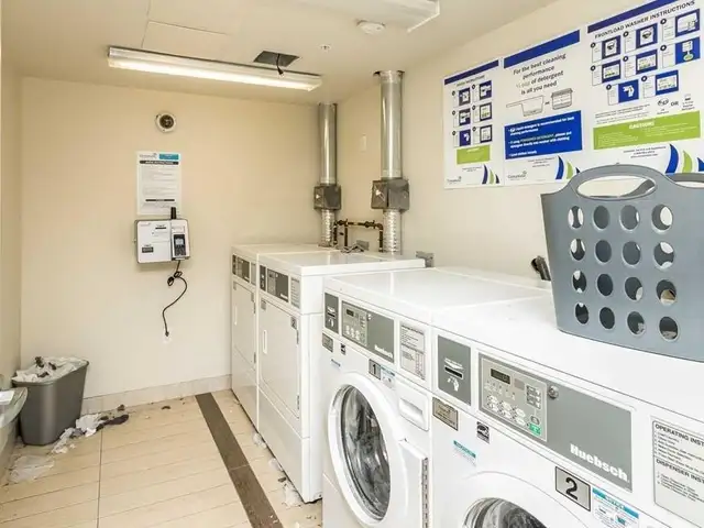 Female Student Housing in Waterloo - Students Only in Long Term Rentals in Kitchener / Waterloo - Image 18
