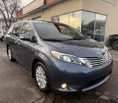 2017 TOYOTA SIENNA XLE LIMITED AWD WE FINANCE ALL CREDIT , View more