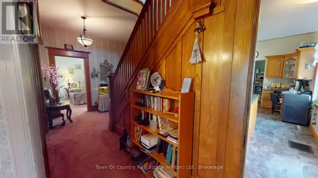 540 10TH AVENUE Hanover, Ontario in Houses for Sale in Owen Sound - Image 14