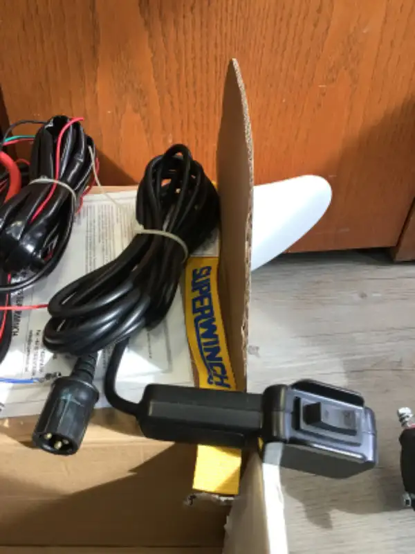 Treuil (winch) 2500 livres in Power Tools in Drummondville - Image 7