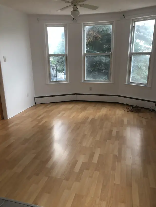 Grand 4 1/2 Centre ville