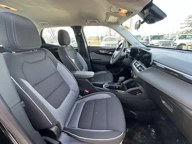 2025 Chevrolet Trailblazer LS in Cars & Trucks in Calgary - Image 19