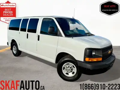 AUTOTRADER'S BEST PRICED DEALER AWARD WINNER 2024 CLEAN CARFAX Sale Price plus HST & Licensing! Safe...