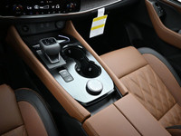 See Dealer Website for Details. 2026 Nissan Rogue Platinum Engine: 3 Cylinder Engine 1.5L L/100Km Ci... (image 8)