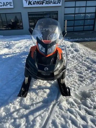 2015 SKI DOO TUNDRA XTREME 600 E-TEC  Excellent condition only 850 KM, well maintained. Comes with S...