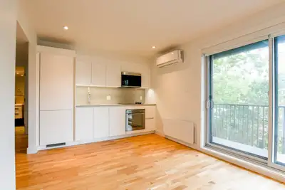 Newly renovated one-bedroom apartment near UDEM - ID 2804