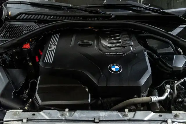 2023 BMW 3 Series 330i xDrive | M Sport | Accès confort in Cars & Trucks in City of Montréal - Image 11