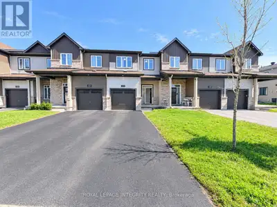 Available IMMEDIATELY! Welcome to 123 Chakra, a beautiful 4-year-old townhouse in the heart of Barrh...