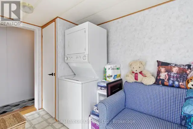 428 PINE PASS Centre Wellington, Ontario in Houses for Sale in Oakville / Halton Region - Image 34