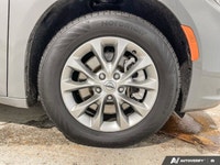 This Chrysler Pacifica boasts a Regular Unleaded V-6 3.6 L/220 engine powering this Automatic transm... (image 9)