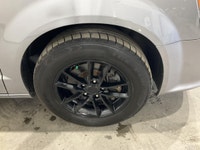 Le Dodge Grand Caravan 2019 version SXT CUIR MAGS CRUISE STOW N GO A/C offert chez AutoStudio 72 à M... (image 9)