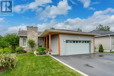 If you've been looking for a move-in ready home in Napanee that's close to everything, this one is w...