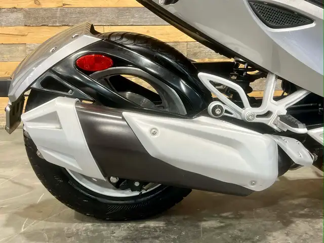 2013 BRP CAN-AM SPYDER RS SM-5 (MANUAL) + ONLY 30622 KM + WINDSH in Other in Ottawa - Image 17