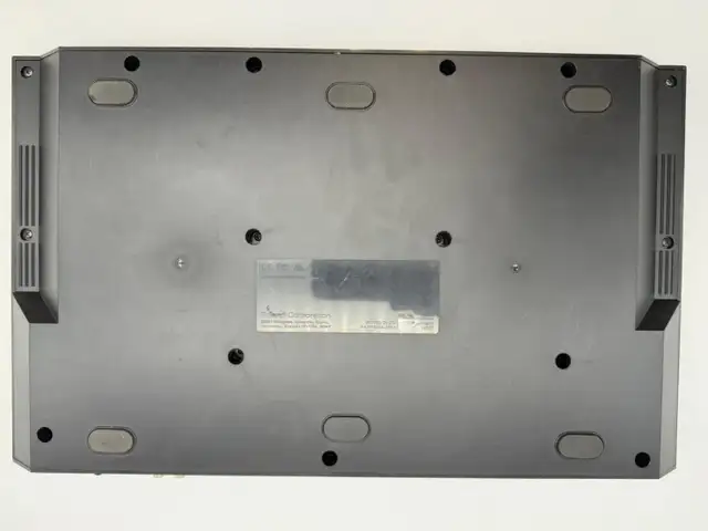 Roland DJ-202 Serato DJ Controller, 2-Channel 4-Deck - $299 in Performance & DJ Equipment in Mississauga / Peel Region - Image 9