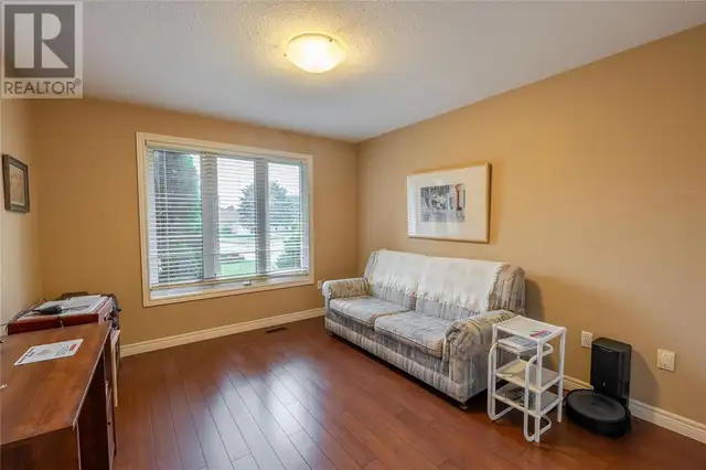 189 Stathis BOULEVARD Sarnia, Ontario in Houses for Sale in Sarnia - Image 20