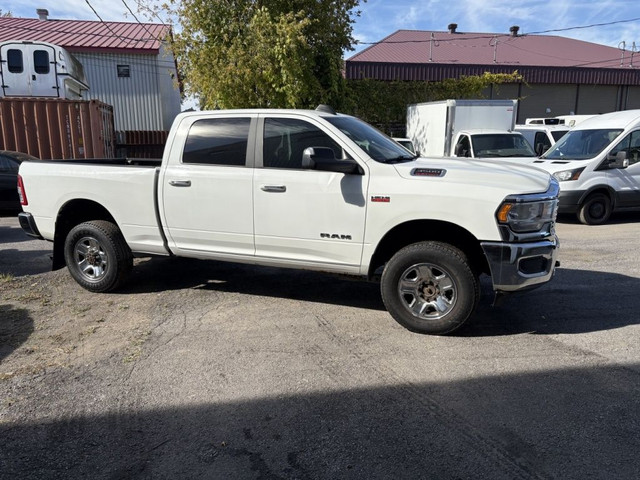 2019 Ram 3500 Big Horn dans Autos et camions  à Laval/Rive Nord - Image 4