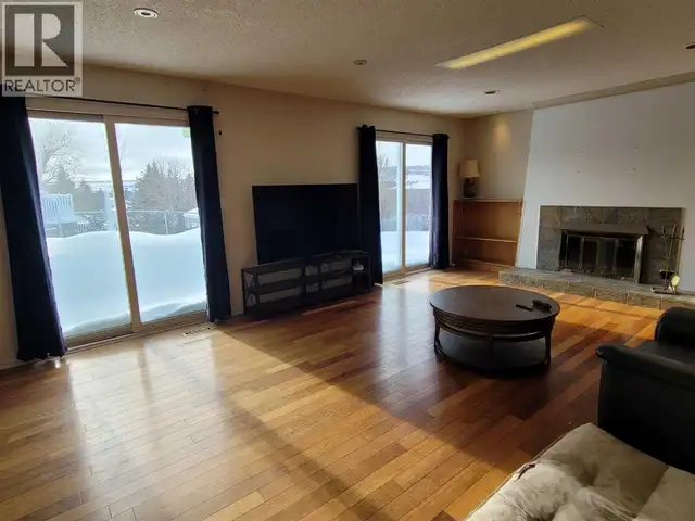 7110 99A Street Peace River, Alberta in Houses for Sale in Grande Prairie - Image 14