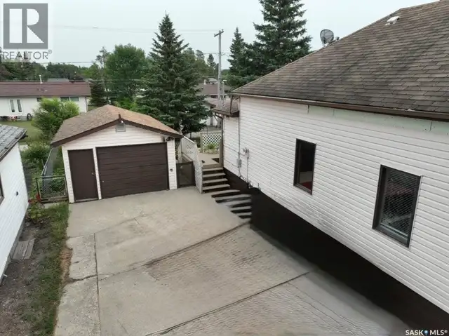 710 Prince STREET Hudson Bay, Saskatchewan in Houses for Sale in Nipawin - Image 3