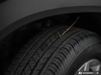 2023 Chevrolet Trailblazer LS. One Owner, No Accidents. Equipped with: All-wheel drive w/ Android Au... (image 9)