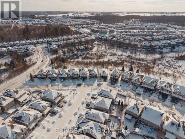 23 DOON CREEK STREET Kitchener, Ontario in Houses for Sale in Kitchener / Waterloo - Image 32