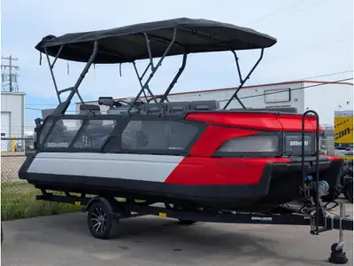 2022 Sea-Doo Switch Cruise 21' 230 HP w/Trailer Complete package loaded with options! Only 3.5 Hours...