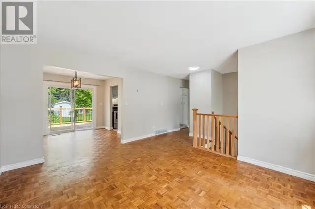 244 WESTWOOD Drive Kitchener, Ontario in Houses for Sale in Kitchener / Waterloo - Image 11