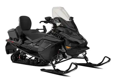 FAITES-VITE ! Modèle exclusif à la vente exclusive du printemps SKIDOO. Une expérience de classe mon...