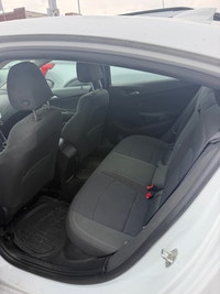 . Engine: 4 Cylinder Engine 1.4L L/100Km City: 7.8 L/100Km Hwy: 5.6 Safety Equipment Tire Pressure M... (image 4)