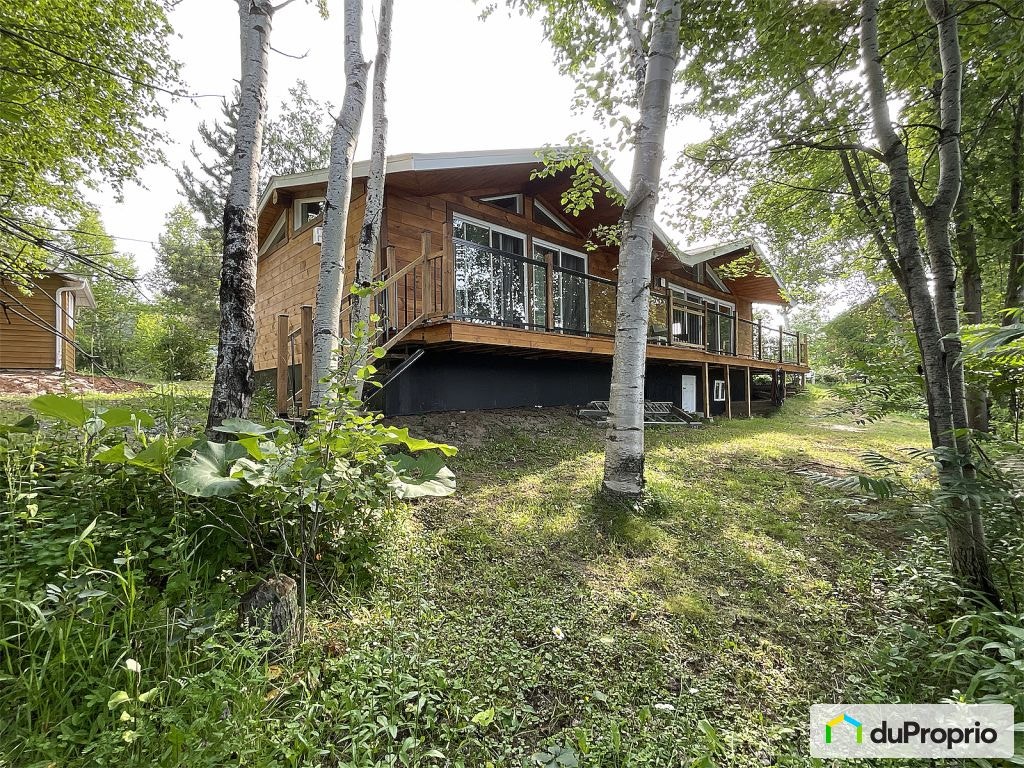 $425,000 - Bungalow for sale in L'Ascension-De-Notre-Seigneur — photo 1