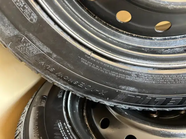 Subaru Outback 225-65-17 MIICHELIN XICE 9/32 USURE ROUE ACIER 17 in Cars & Trucks in St-Georges-de-Beauce - Image 4