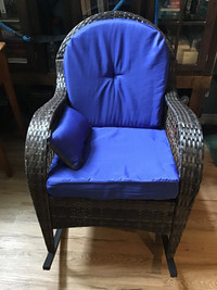 chaise bercante exterieur in Québec - Kijiji Canada