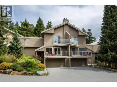 Welcome to Blueberry Hill Estates, a perfect location to enjoy everything Whistler has to offer. Wit...