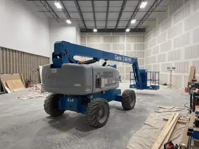 Built for construction jobs that call for real overhead reach. This articulating boom lift clears ob...