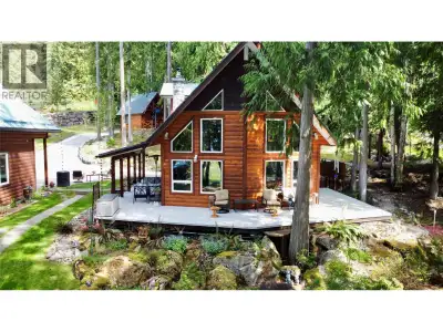 Truly remarkable waterfront property in Bayview estates, 10 mins south of Nakusp. You won't find a b...