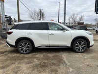 **WE WILL BEAT ANY DEALER IN THE CITY** Recent Arrival! White 2022 INFINITI QX60 Sensory AWD 9-Speed... (image 8)