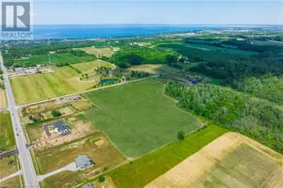 19 ACRE LOT! SURROUNDED BY WINE COUNTRY!! BUILD YOUR DREAM HOME! This dream location is a short 3-mi...