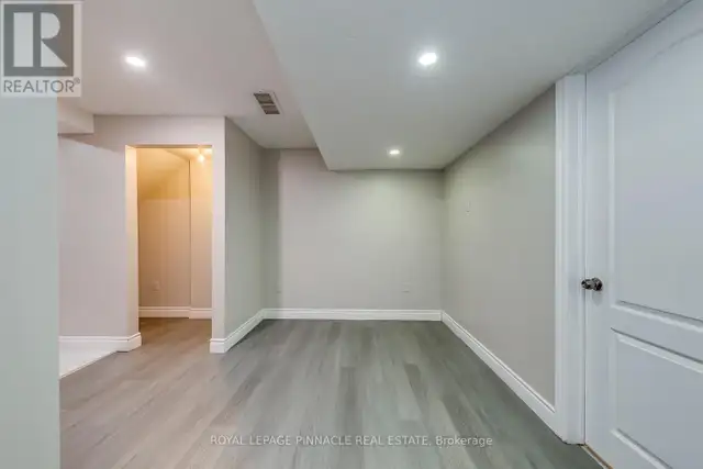 LOWER - 11 FRANKFURT STREET Kitchener, Ontario in Long Term Rentals in Kitchener / Waterloo - Image 4