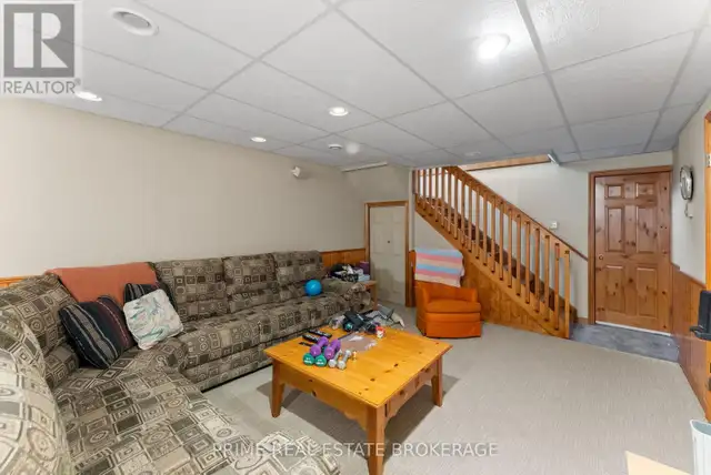 9856 HURON PLACE Lambton Shores (Grand Bend), Ontario in Houses for Sale in Grand Bend - Image 30