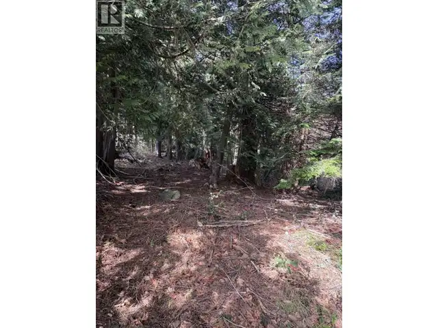 LOT D WOODLAND AVENUE Gibsons, British Columbia in Land for Sale in Sunshine Coast - Image 10