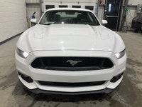 La Ford Mustang GT modele a toit fuyant 2 portes 2017 offerte chez AutoStudio 72 a Mirabel mise sur... (image 5)