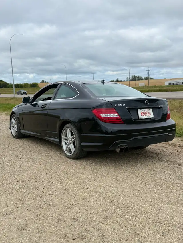 2012 Mercedes-Benz C-Class559287608133570564
