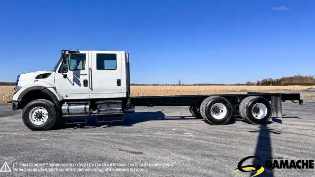 2010 INTERNATIONAL 7600 DAY CAB LONG CHASSIS in Heavy Trucks in Oshawa / Durham Region - Image 16