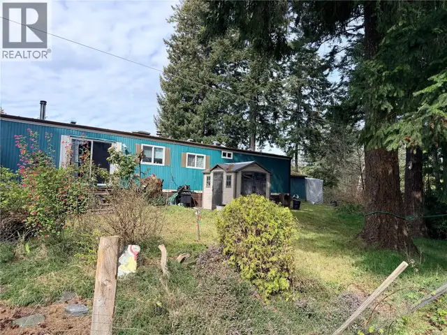 A 3160 Island Hwy N Campbell River, British Columbia in Houses for Sale in Campbell River - Image 25
