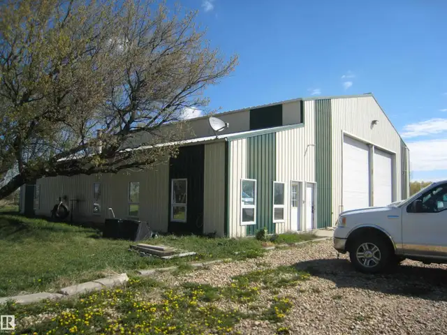 #17 470026 243A Rural Wetaskiwin County, Alberta in Land for Sale in Edmonton - Image 5