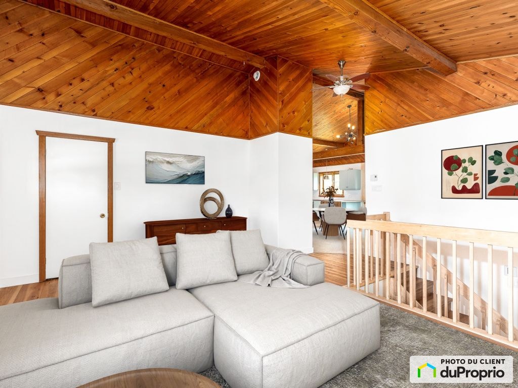 $589,900 - Bungalow in Charlesbourg (ND-Des-Laurentides) — photo 2