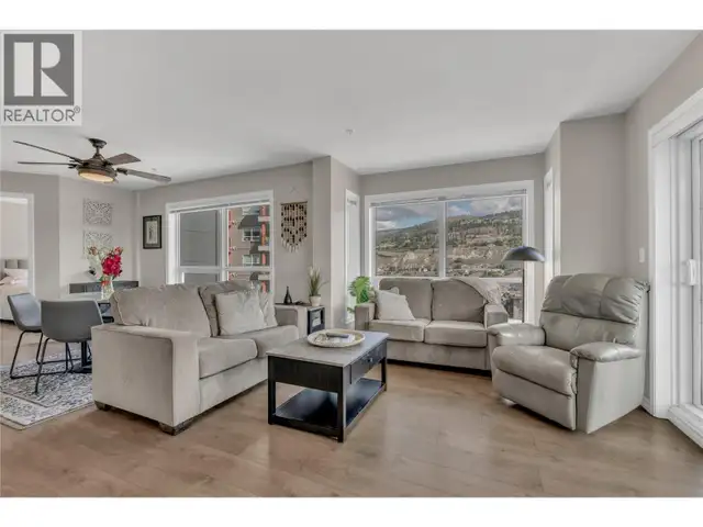 3388 Skaha Lake Road Unit# 807 Penticton, British Columbia in Condos for Sale in Penticton - Image 4