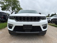 | Navigation System | Power Liftgate | Heated Front Seats | Heated Rear Seats | Heated Steering Whee... (image 2)