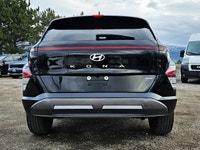 The 2024 Hyundai Kona Preferred in stunning black with an AWD drivetrain offers excellent handling o... (image 2)